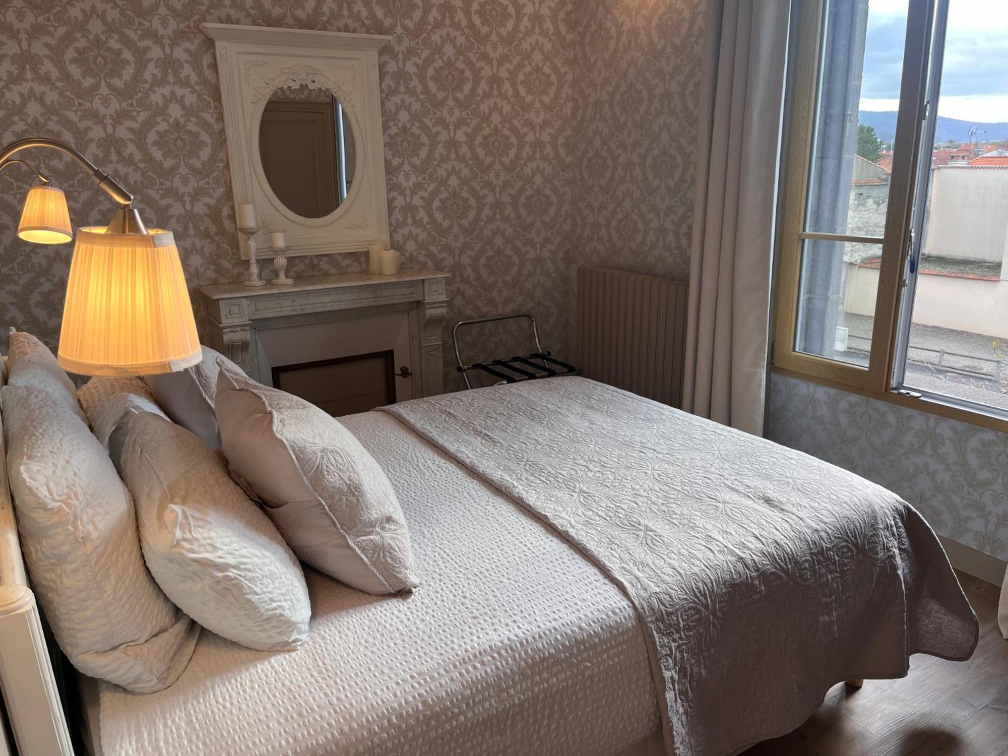 La Belle Epoque & Spa Cournon-d'Auvergne Eksteriør billede